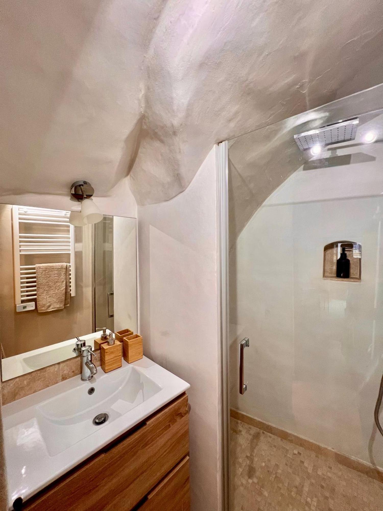 Coeur Du Luberon Apartment Lourmarin Exterior foto